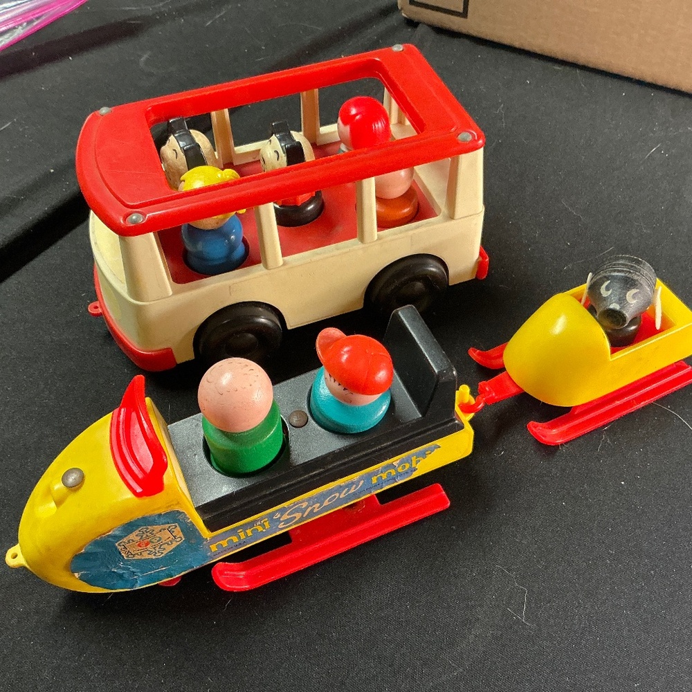 Little People Vehicle Set and 8 wooden people and dogs